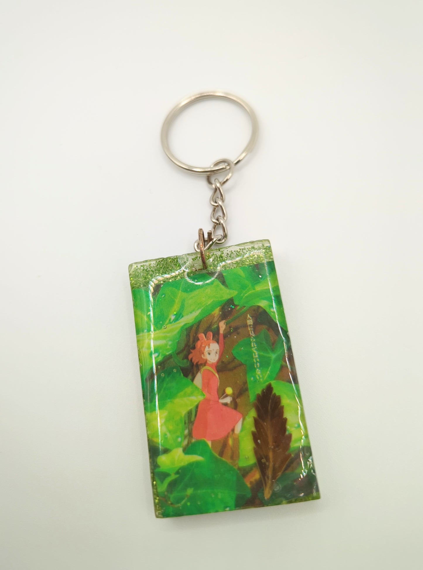 Arrietty Keychain w/ Genuine Leaf